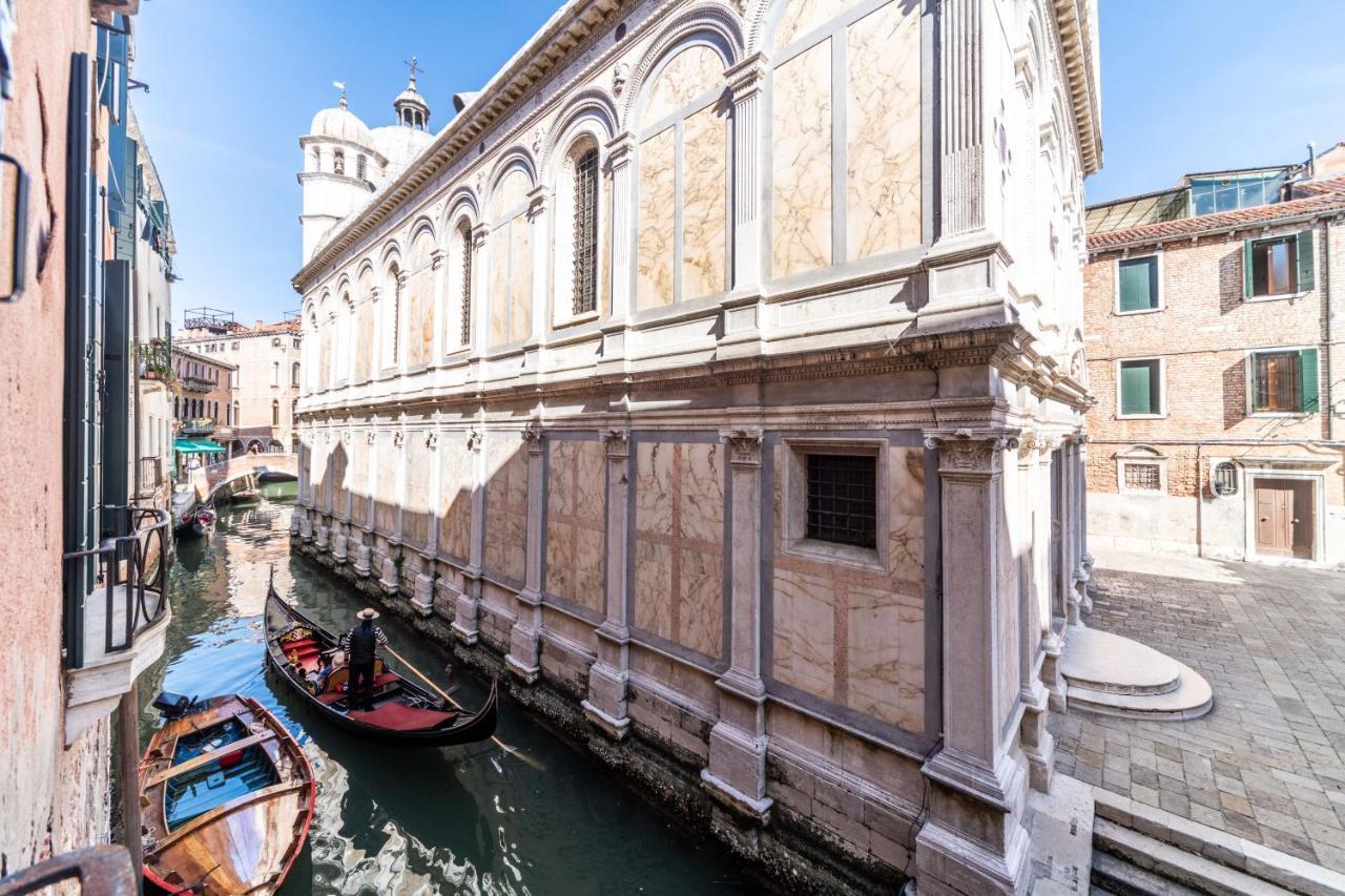 Palazzo Miracoli Apartments ヴェネツィア エクステリア 写真