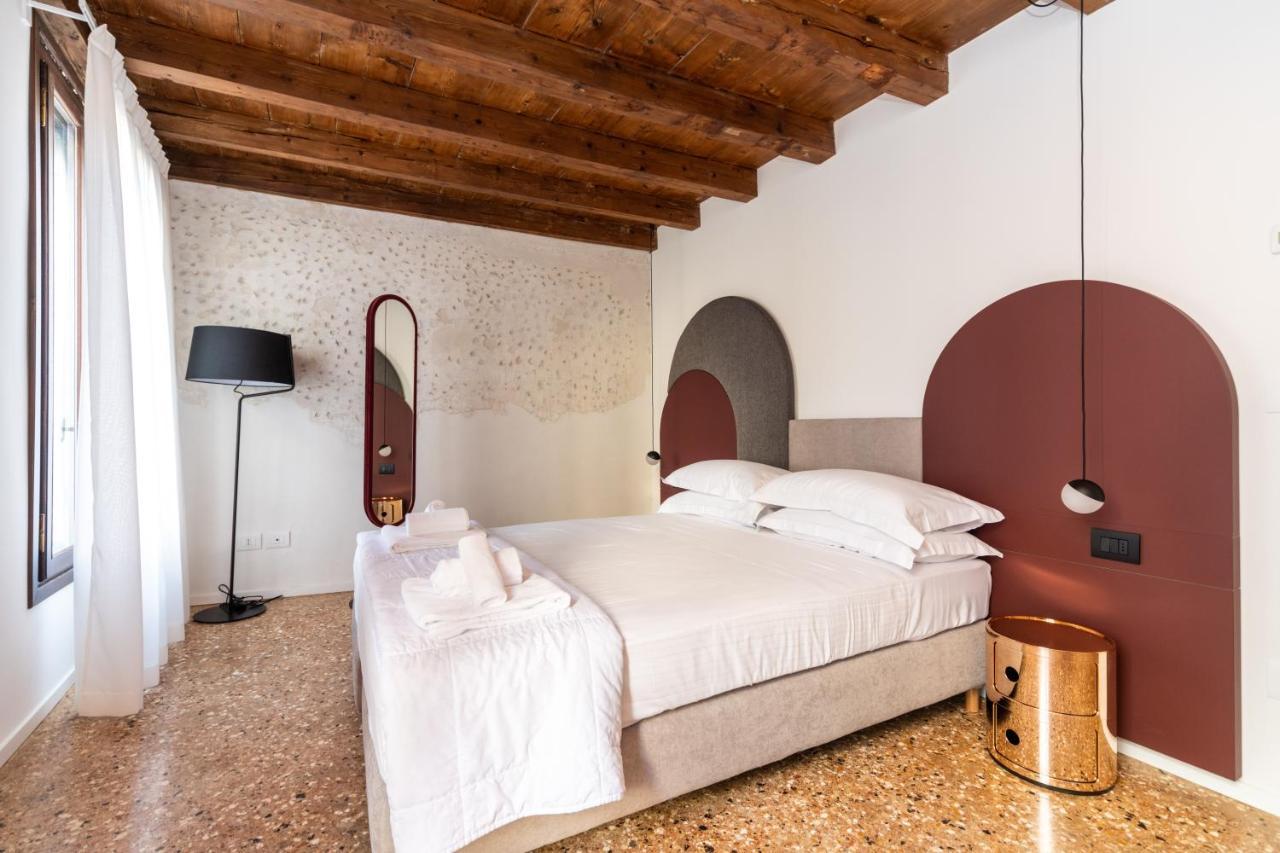 Palazzo Miracoli Apartments ヴェネツィア エクステリア 写真